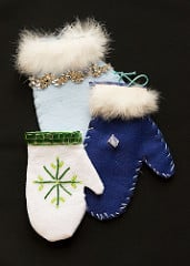 Mitten Ornaments for the US Capitol Tree